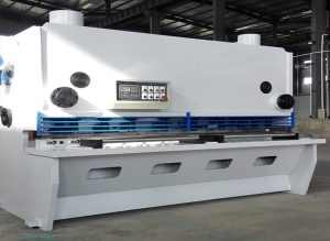 CNC Hydraulic Guillotine Shearing Machine Gi-eksport sa Chile